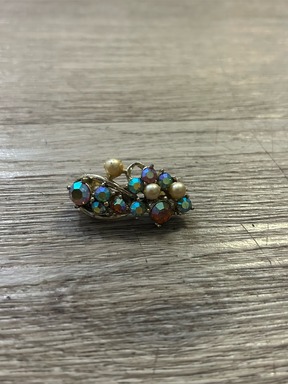 Vintage Rhinestone and Faux Pearl Brooch